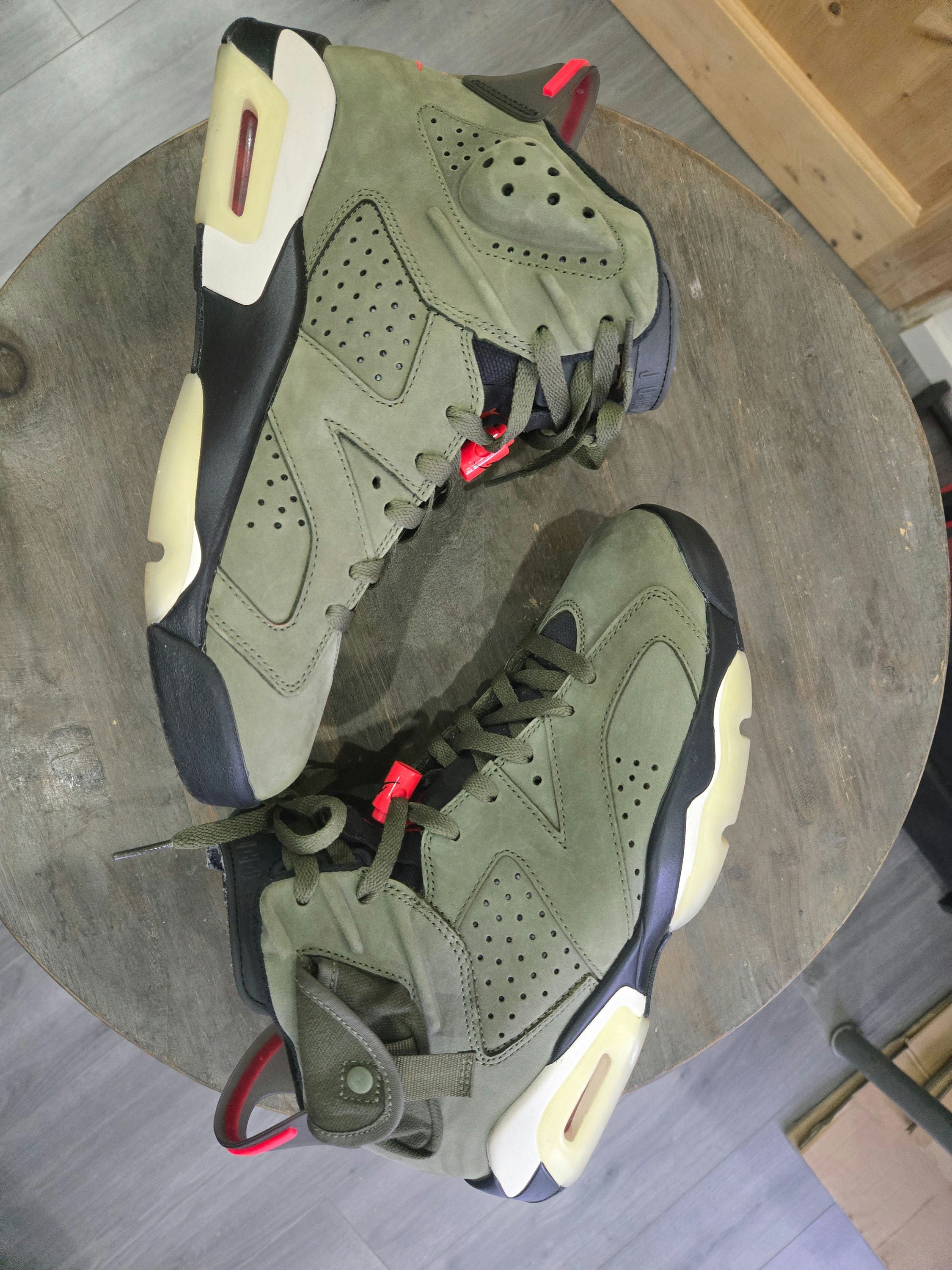 Jordan 6 Retro Travis Scott-Interior
