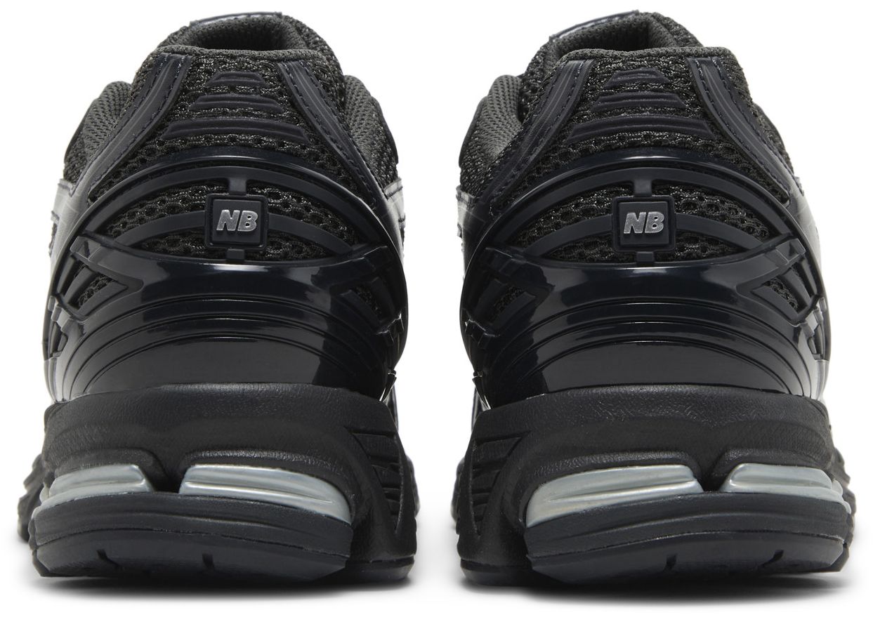 New Balance 1906R Black Metallic Silver-Back