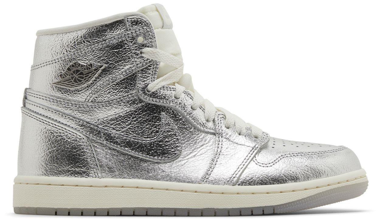Jordan 1 Retro High OG Chrome (Women's)-1
