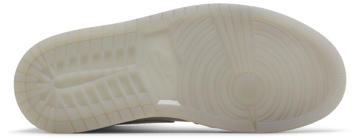 Jordan 1 Retro High OG Chrome (Women's)-Sole