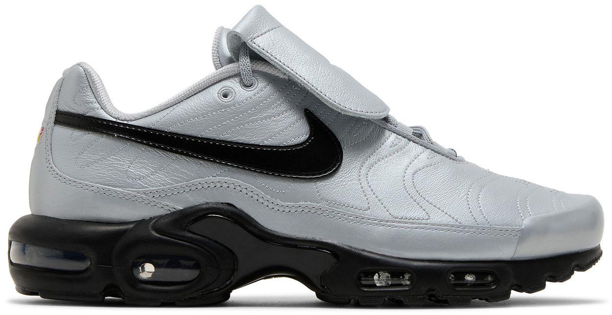 Nike Air Max Plus Tiempo Wolf Grey Black-1