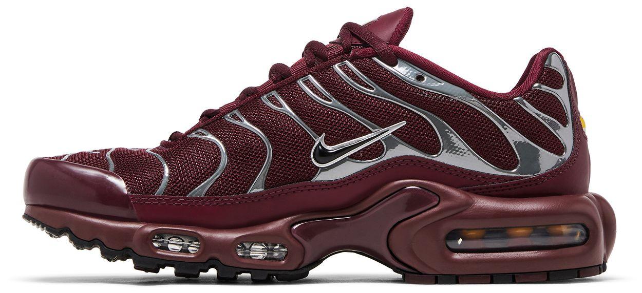 Nike Air Max Plus SE Night Maroon Metallic Silver (Women's)-2