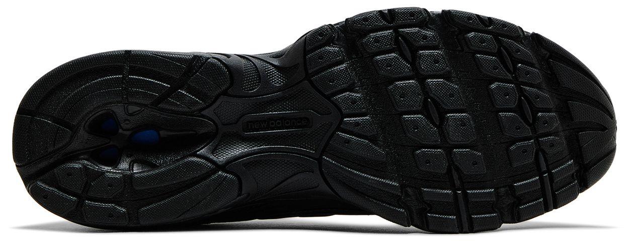 New Balance 740 Triple Black-Sole