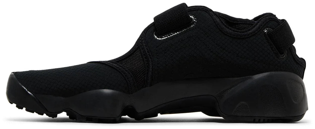 Nike Air Rift Breathe Triple Black (Women's)-2