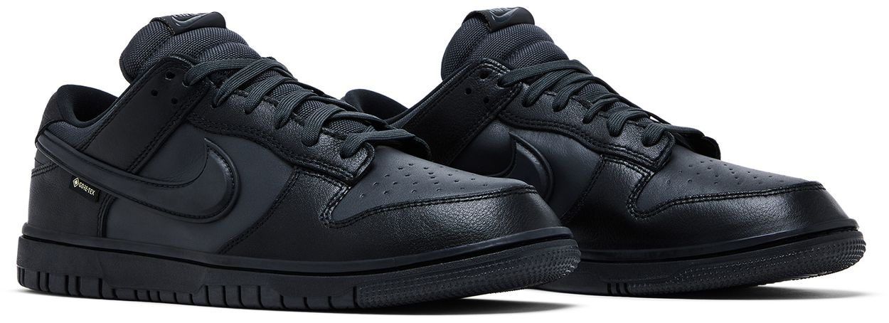 Nike Dunk Low Gore-Tex Triple Black-Pair