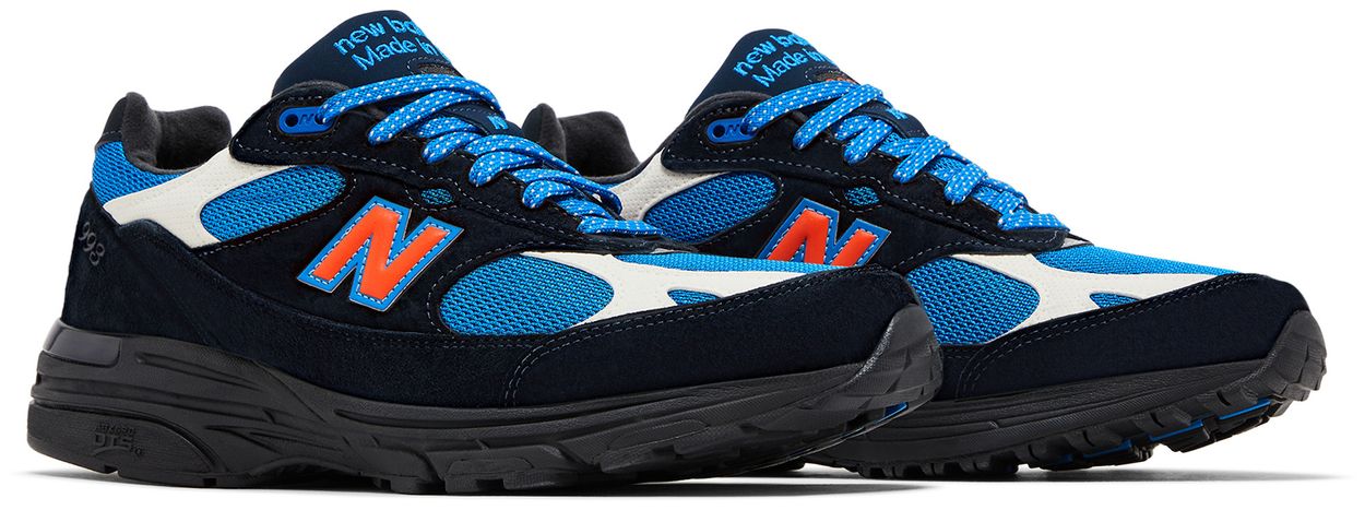 New Balance 993 MiUSA Kith Madison Square Garden Navy-Pair