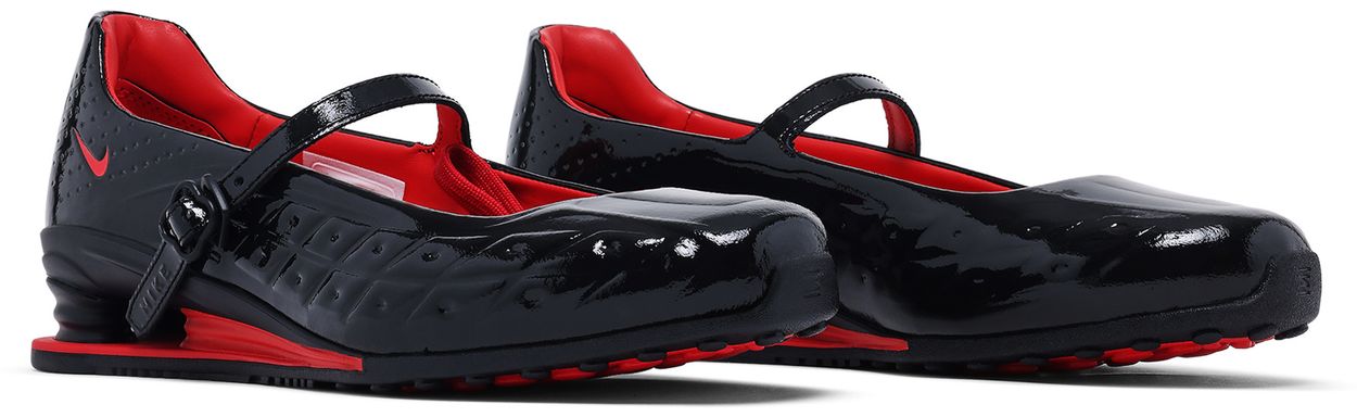 Nike Shox Z Calistra LABELHOOD (Women's)-Pair