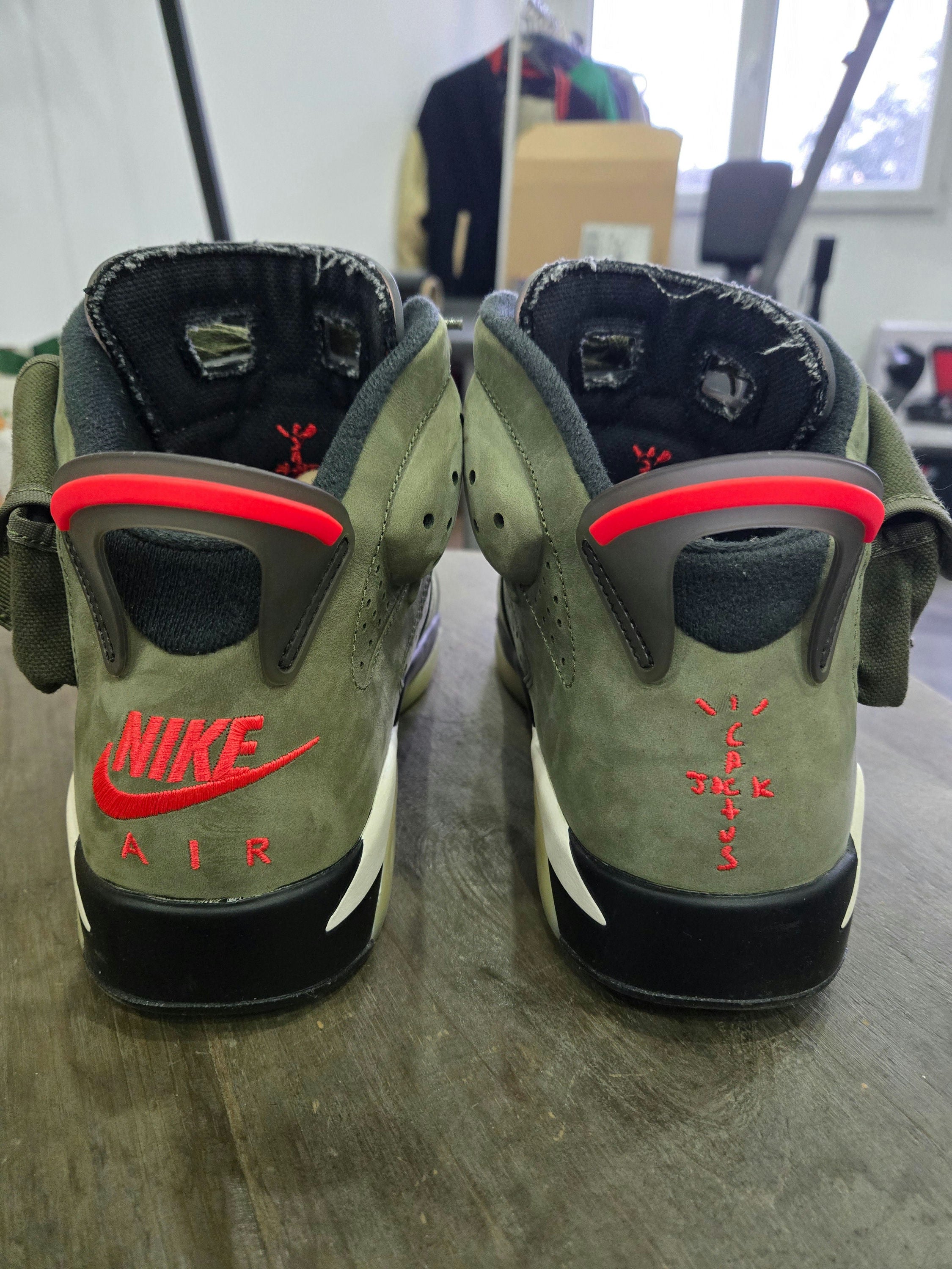 Jordan 6 Retro Travis Scott-Heel