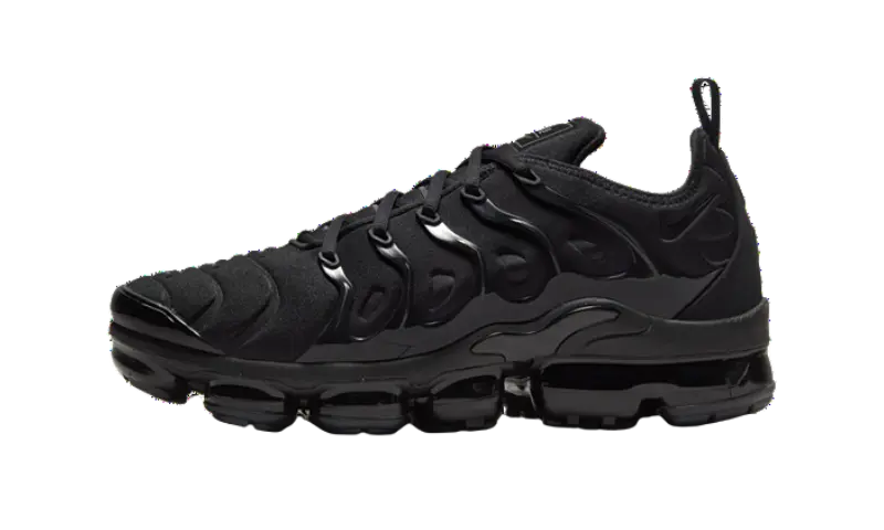 Nike triple black vapormax online