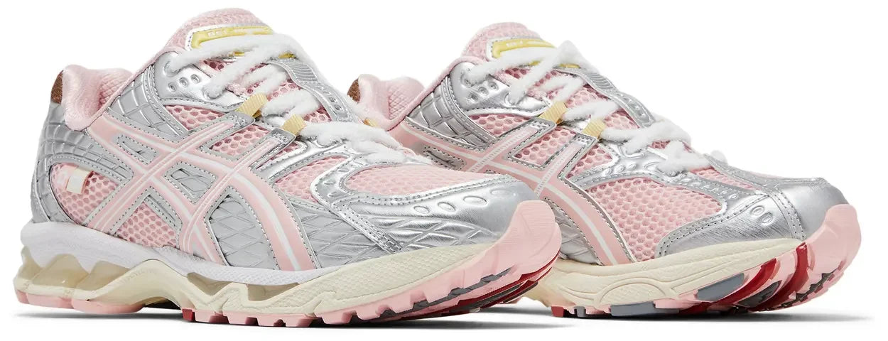 ASICS Gel-Nimbus 10.1 Vandy The Pink x atmos Banana Split Strawberry Pair