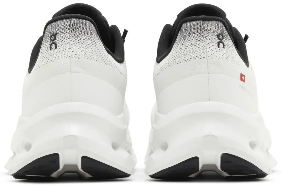 Hell counter On Running Cloudtilt Black Ivory (w)