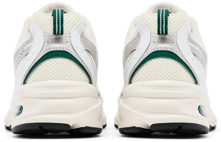 Hell counter New Balance 530 Sea Salt Marsh Green