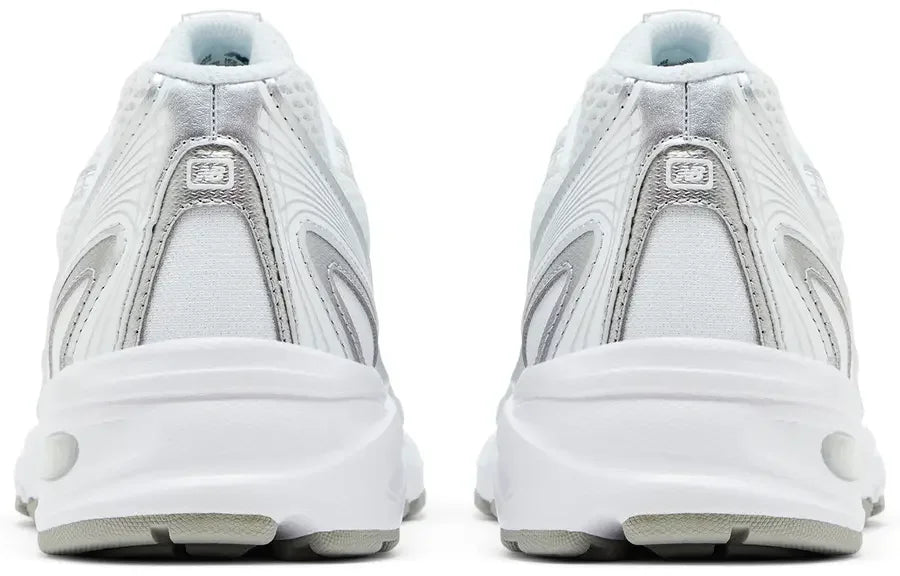 Hell counter New Balance 740v2
White Silver Reflection