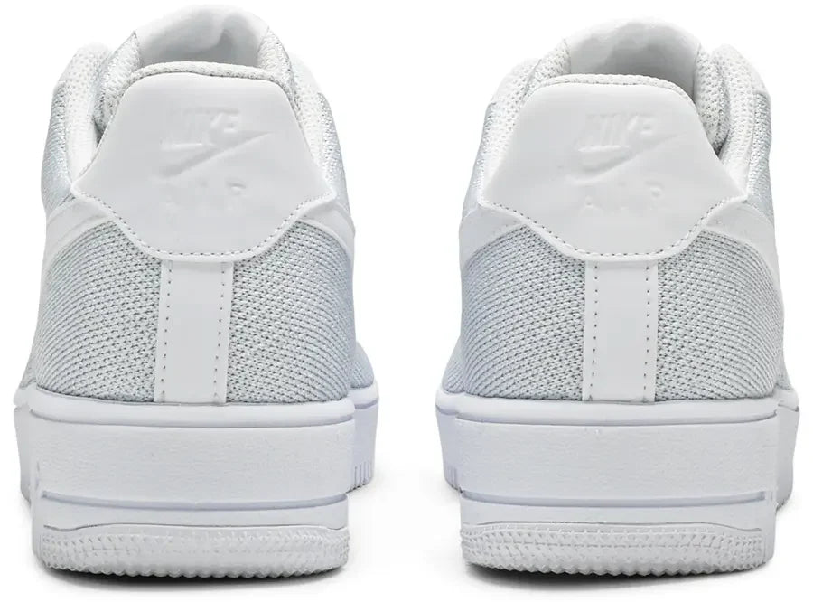 Hell counter Nike Air Force 1 Flyknit 2 White Pure Platinum