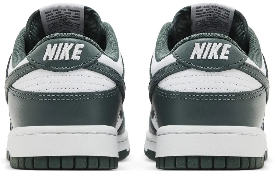 Hell counter Nike Dunk Low Vintage Green