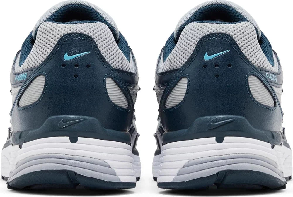 Hell counter Nike P-6000 Armory Navy Flat Silver