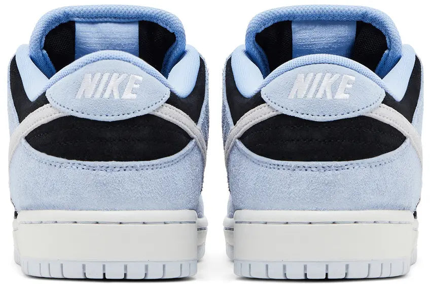 Hell counter Nike SB Dunk Low
Black Aluminum