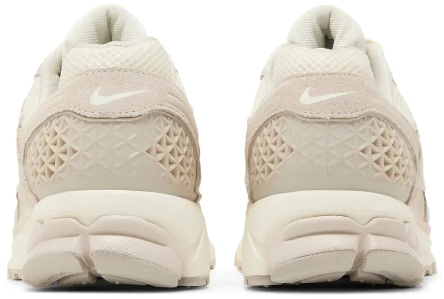 Hell counter Nike Zoom Vomero 5 Light Orewood Brown