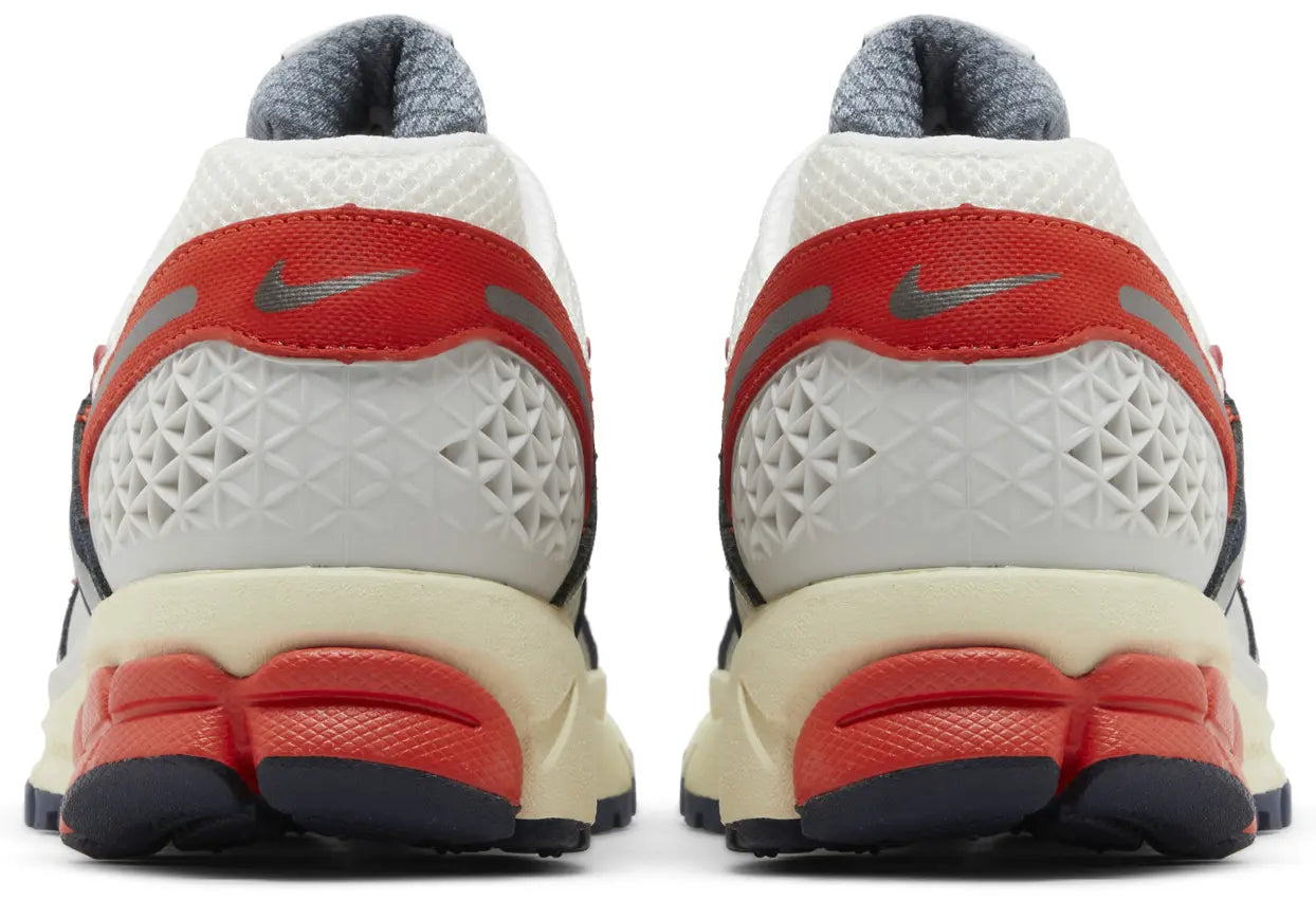 Hell counter Nike Zoom Vomero 5 USA