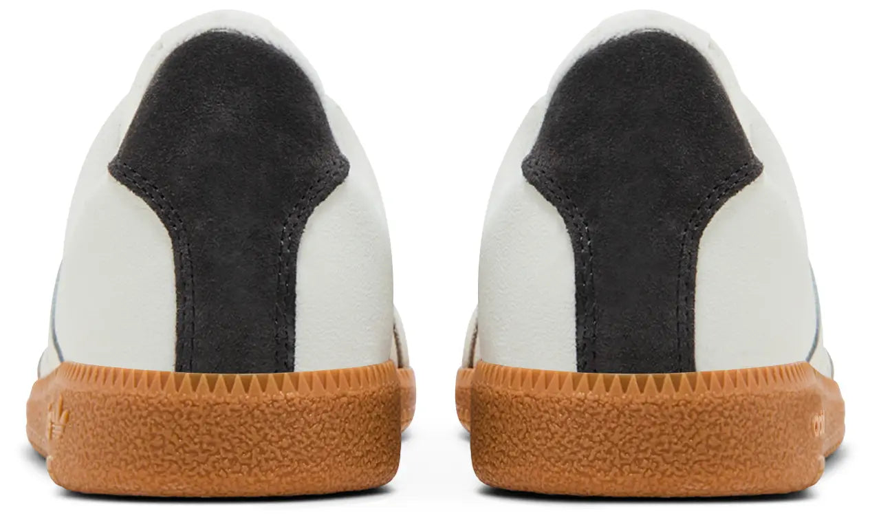 Hell counter adidas BW Army END. Chip Shop