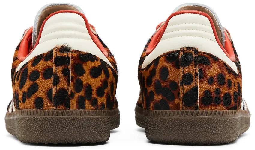 Hell counter adidas Samba OG
Preloved Red Leopard (Women's)