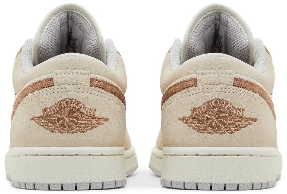 Jordan 1 Low SE Legend Light Brown heel counter