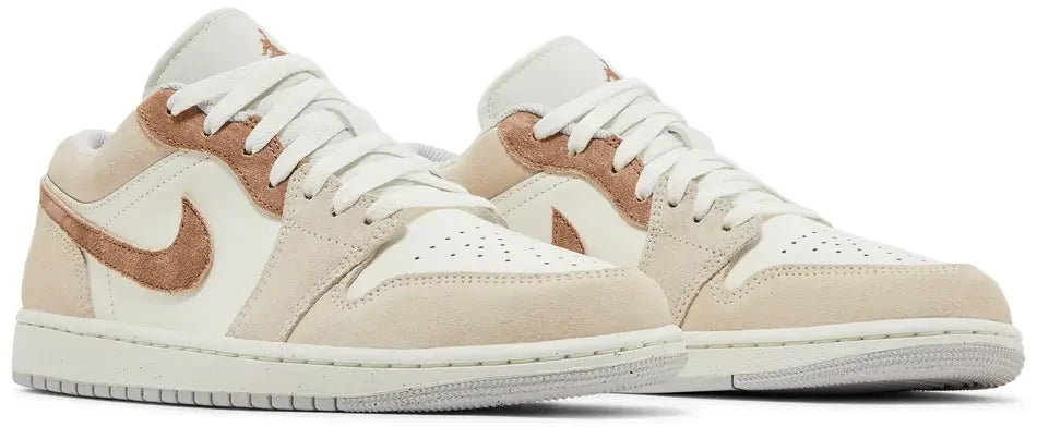Jordan 1 Low SE Legend Light Brown pair