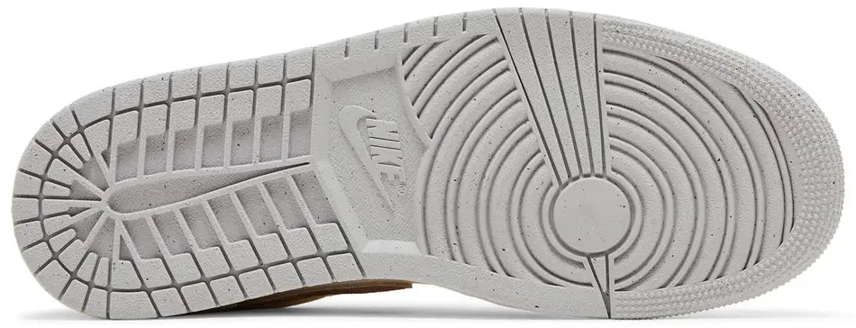 Jordan 1 Low SE Legend Light Brown sole