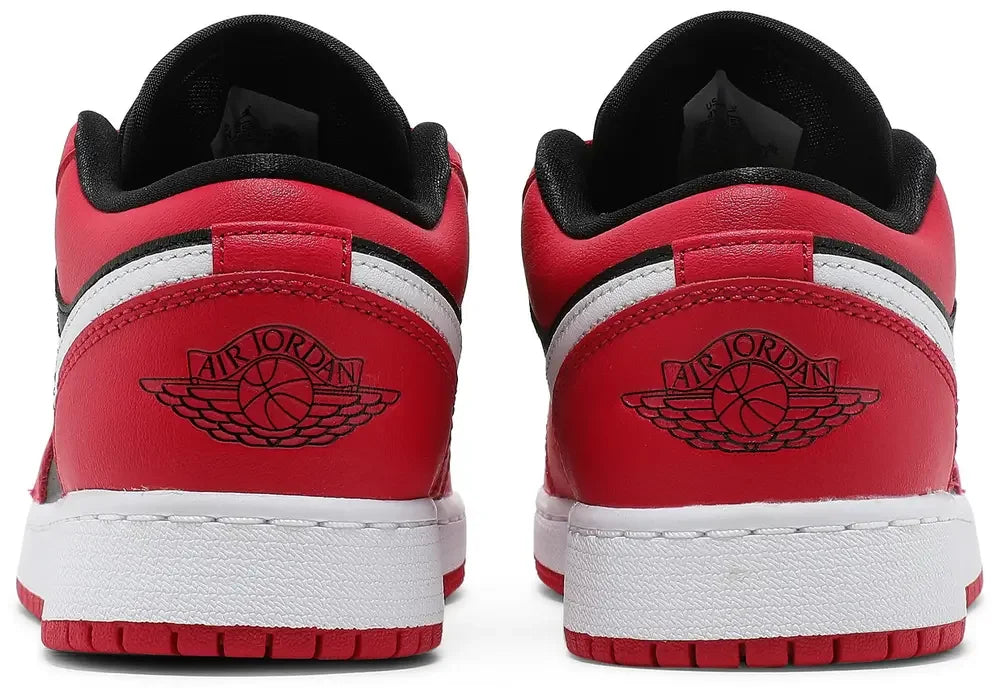 Jordan 1 Low Very Berry (GS)