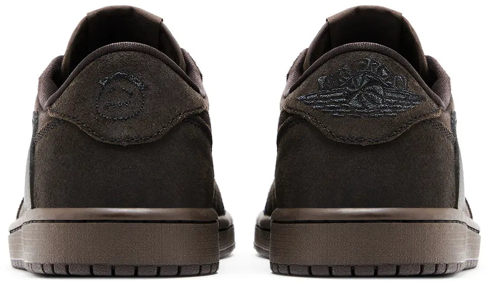 Jordan 1 Retro Low OG SP Travis Scott Velvet Brown heel counter