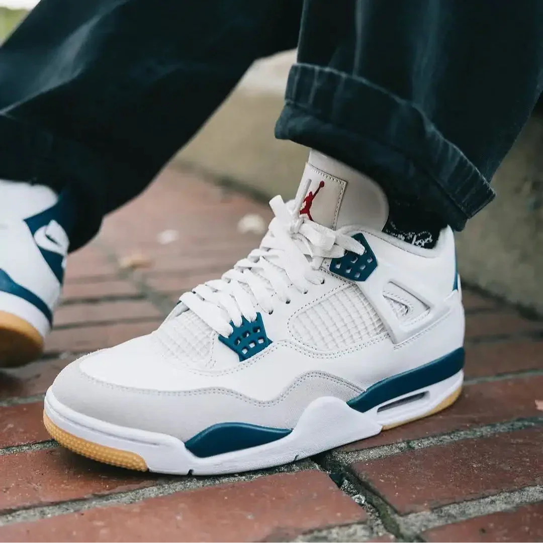 Jordan 4 Retro SB Navy