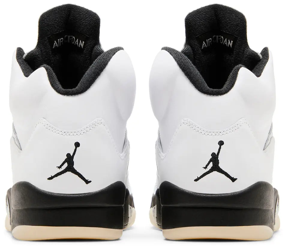 Jordan 5 Retro Reverse Metallic heel counter