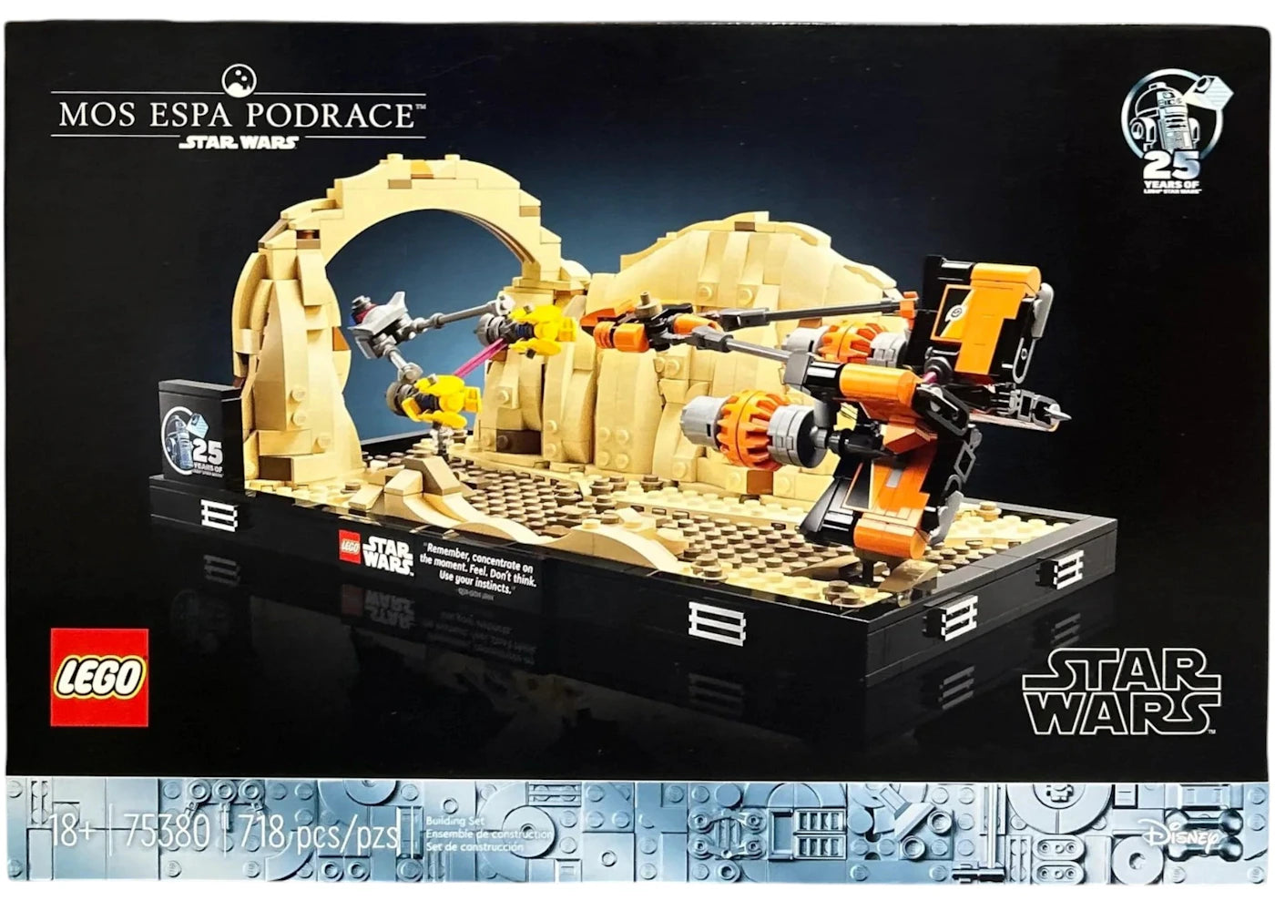 LEGO Star Wars Mos Espa Podrace Diorama Set 75380 -1