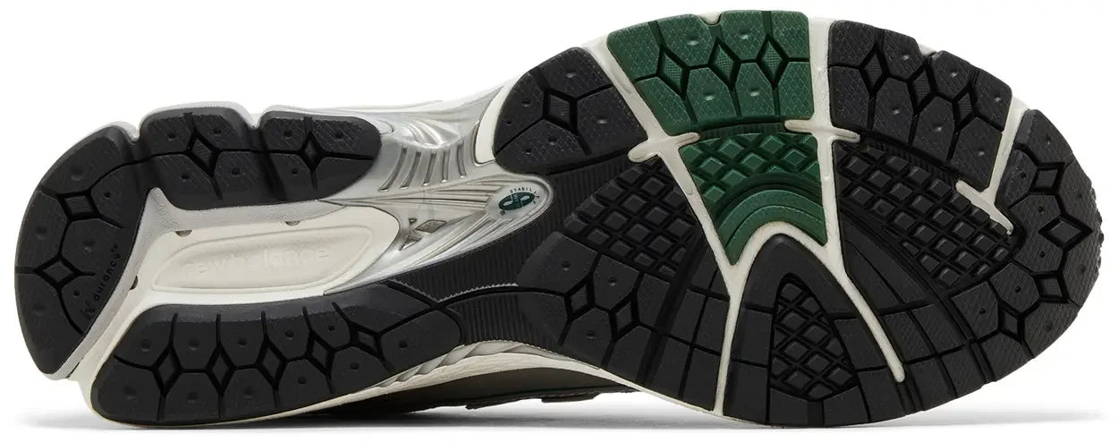 New Balance 1906R Silver Metallic Nightwatch Green