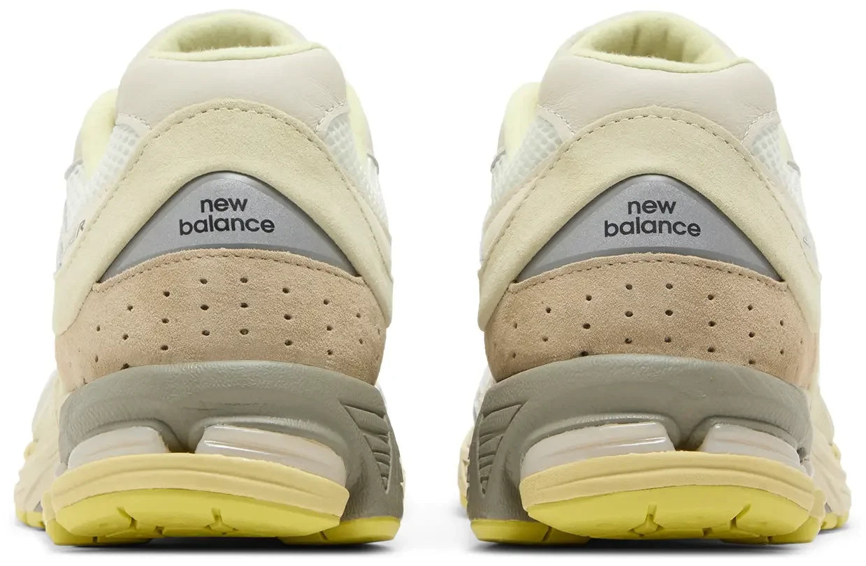 New Balance 2002R AURALEE White Back