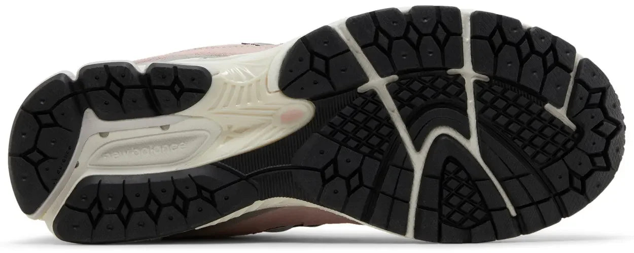 New Balance 2002R Orb Pink Sole