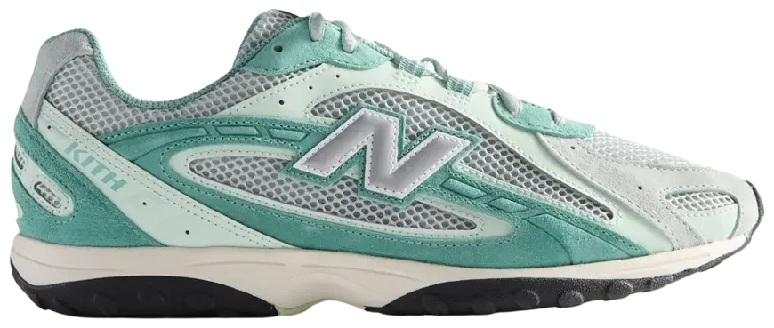 New Balance 204L
Kith Green Silver