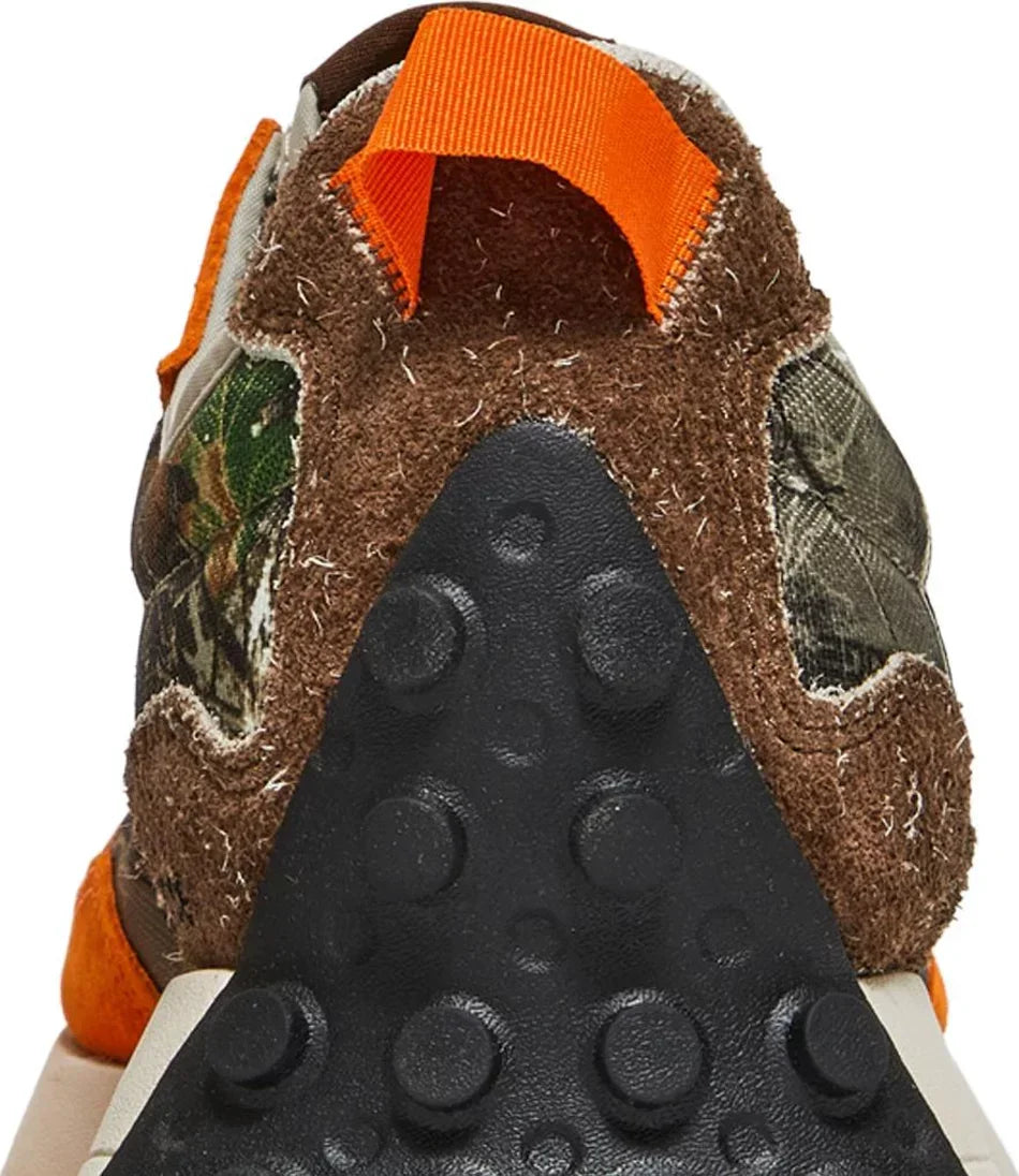 New Balance 327 atmos Realtree close-up heel counter