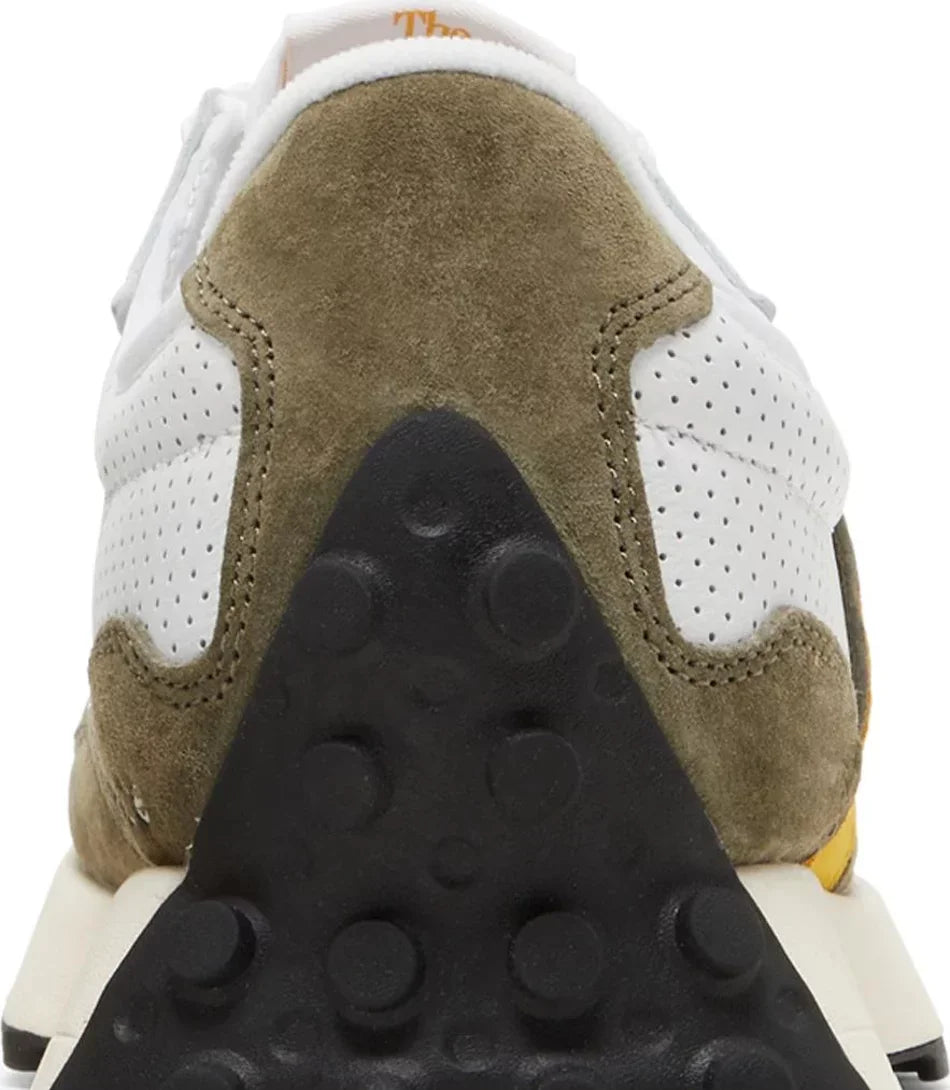 New Balance 327 White Yellow Olive close-up heel counter