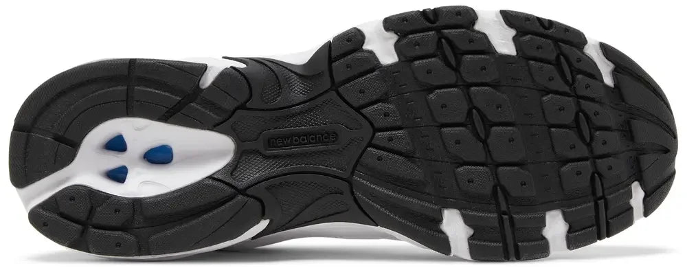 New Balance 530 White Black Details