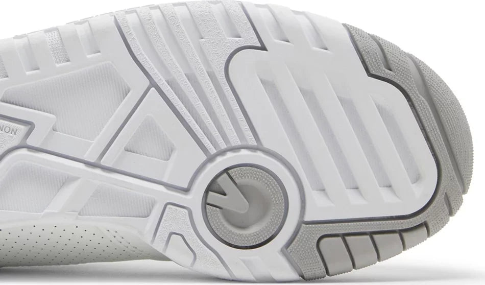 Close-up sole New Balance 550 White Rain Cloud (W)