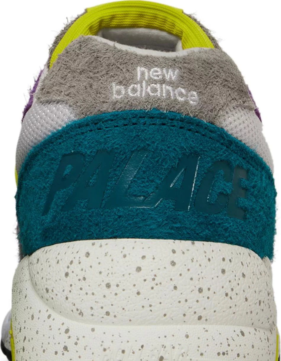 New Balance 580 Palace Pansy Violet close-up heel counter