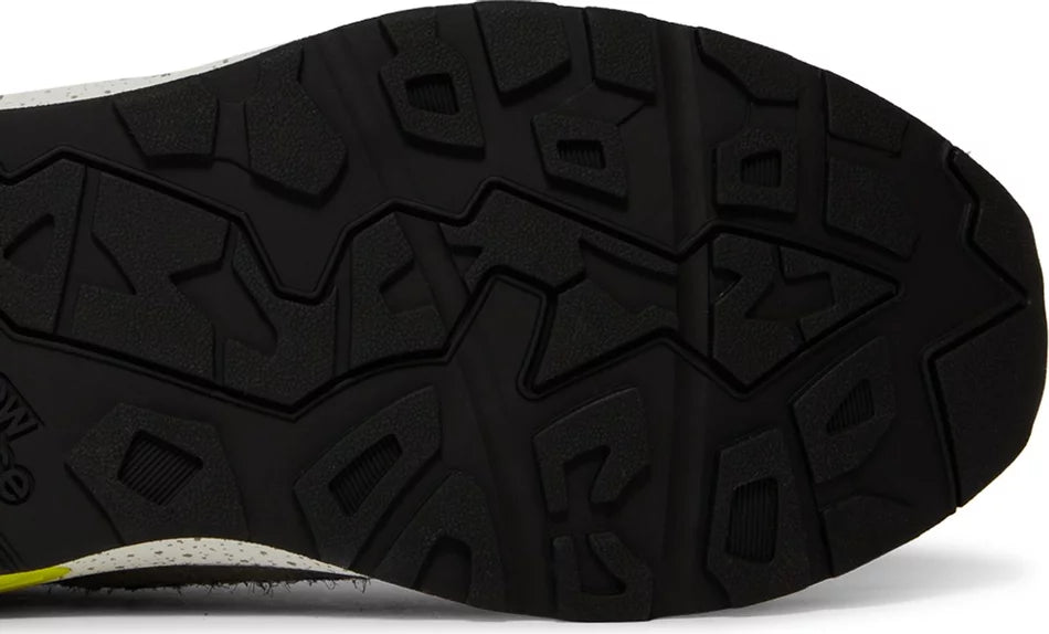 New Balance 580 Palace Pansy Violet close-up sole