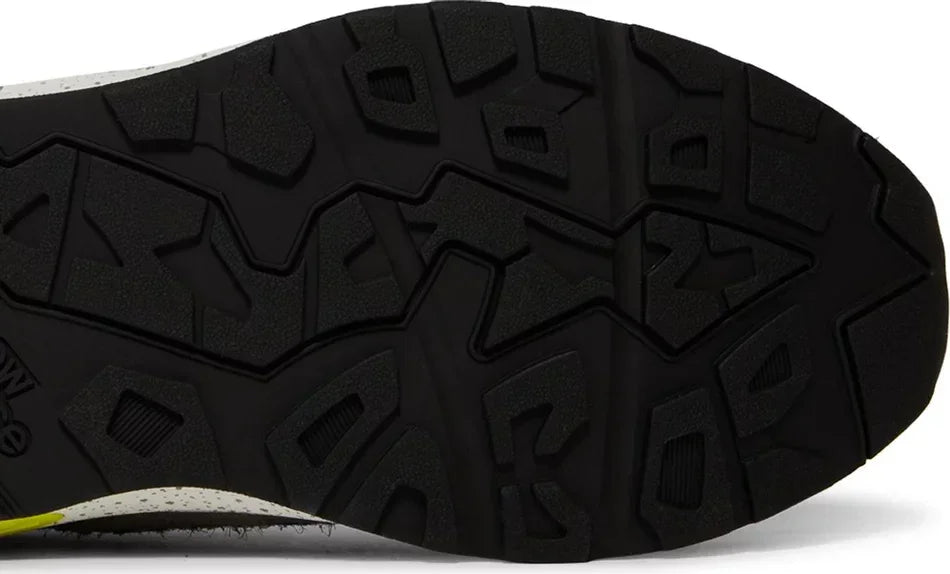 New Balance 580 Palace Pansy Violet close-up sole