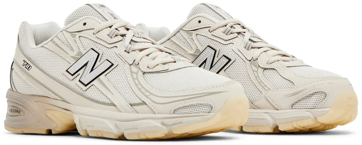 New Balance 740 Lunar New Year (2025) Pair