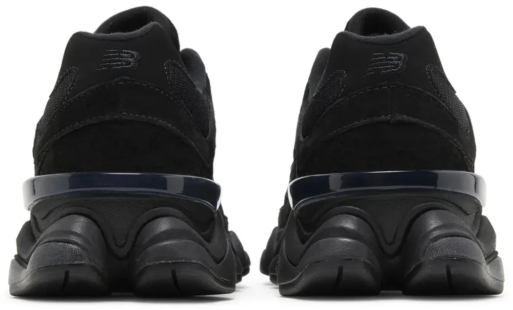 New Balance 9060 Triple Black