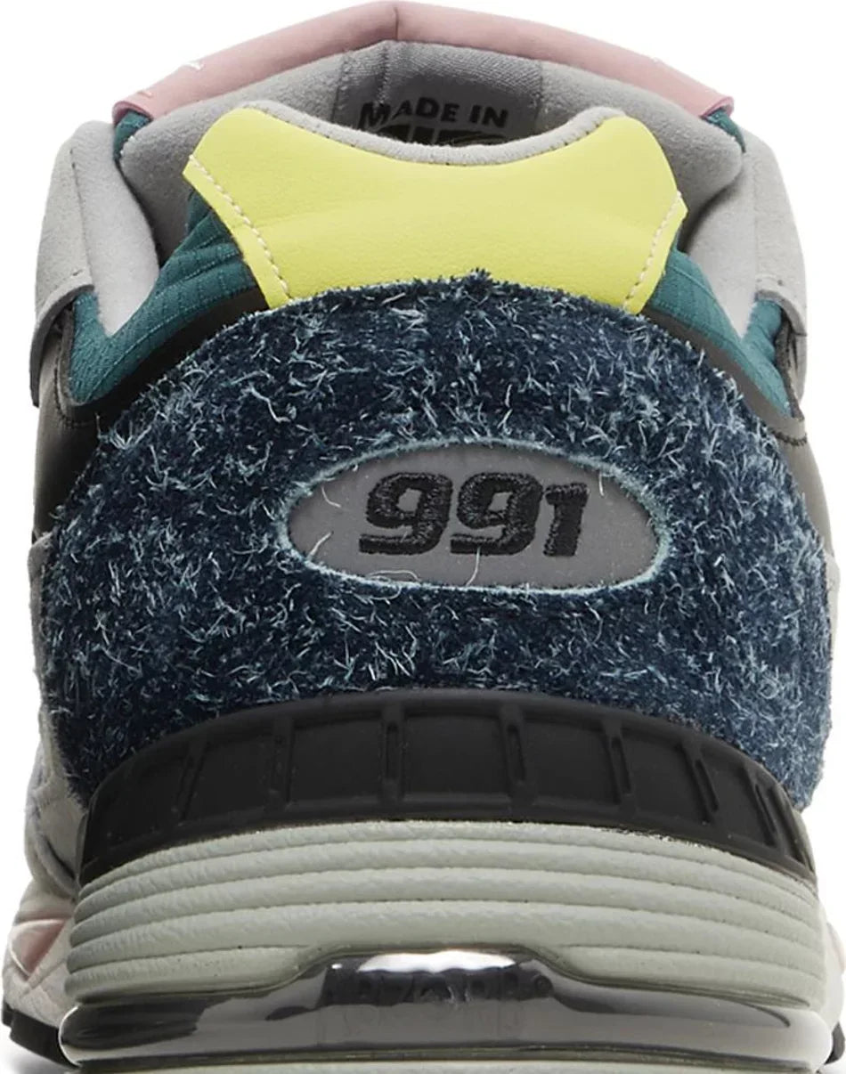 New Balance 991 MiUK Pacific Majolica Blue close-up heel counter