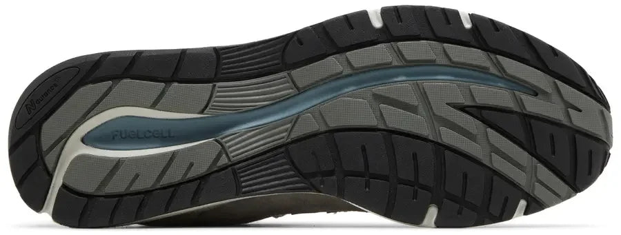 New Balance 991v2
MiUK Rock Ridge Grey