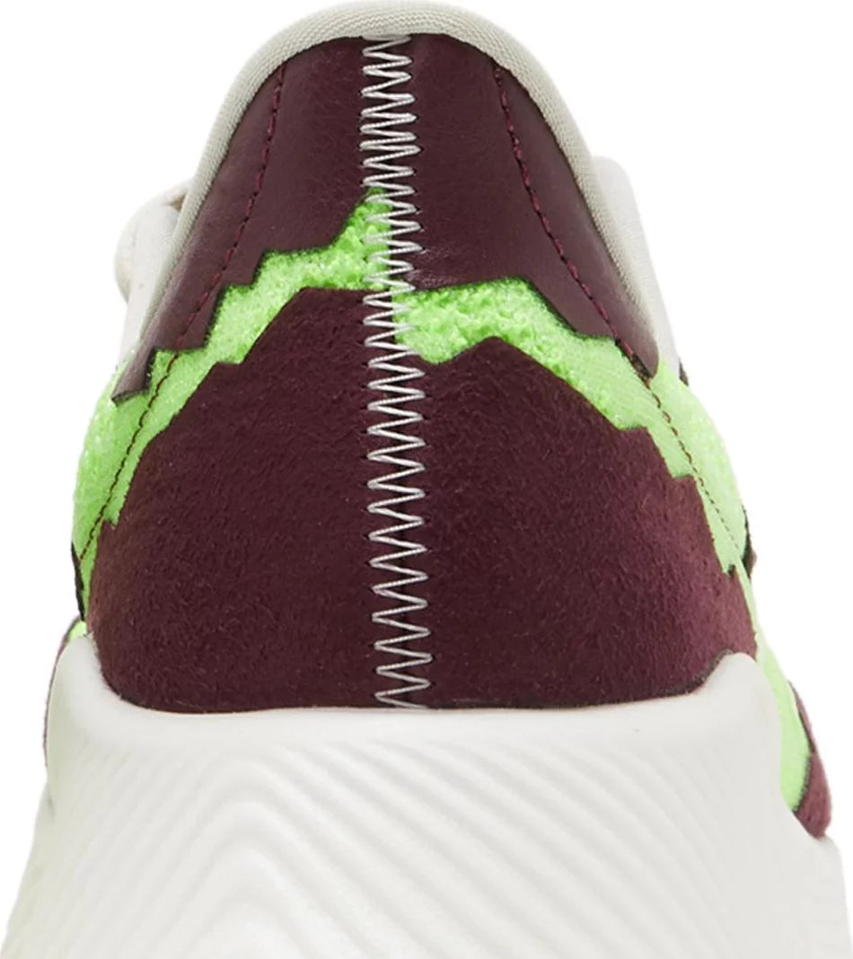 New Balance FuelCell RC Elite v2 SI Stone Island TDS Green close-up heel counter