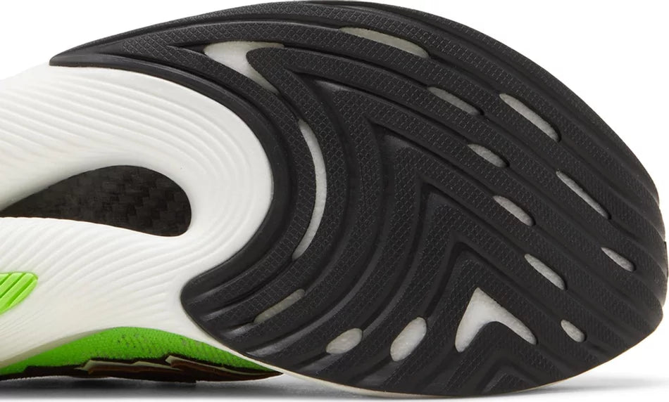 New Balance FuelCell RC Elite v2 SI Stone Island TDS Green close-up sole